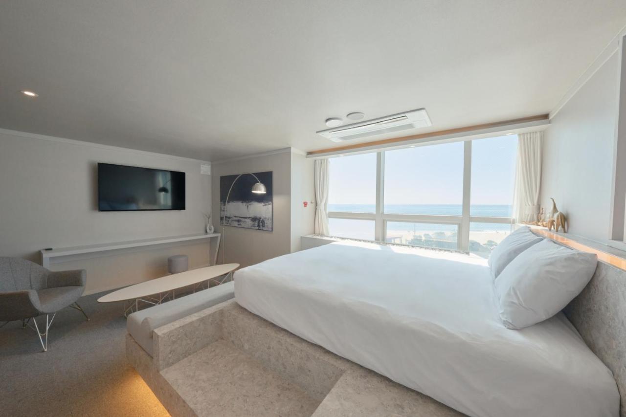 Uh Suite The Haeundae Пусан Экстерьер фото