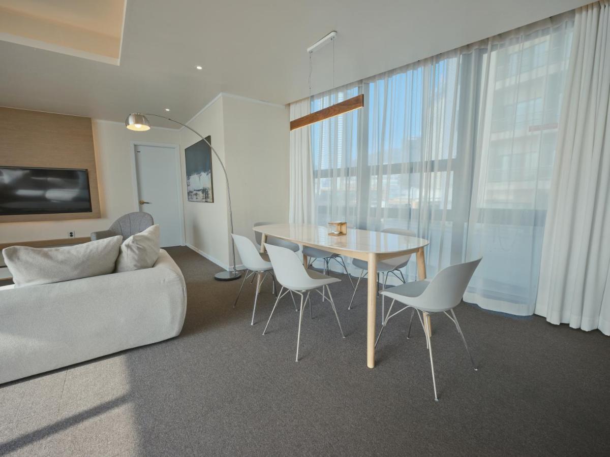 Uh Suite The Haeundae Пусан Экстерьер фото
