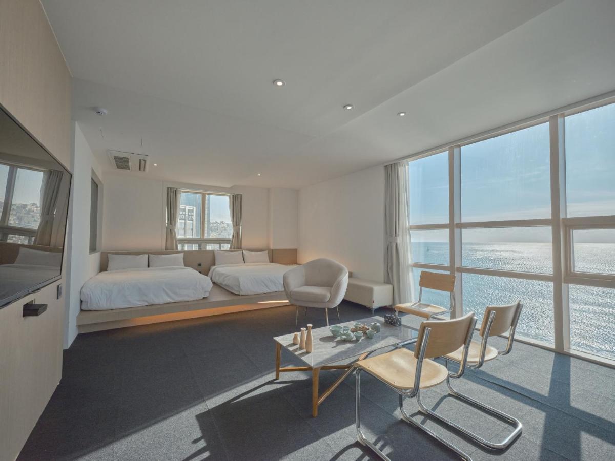 Uh Suite The Haeundae Пусан Экстерьер фото