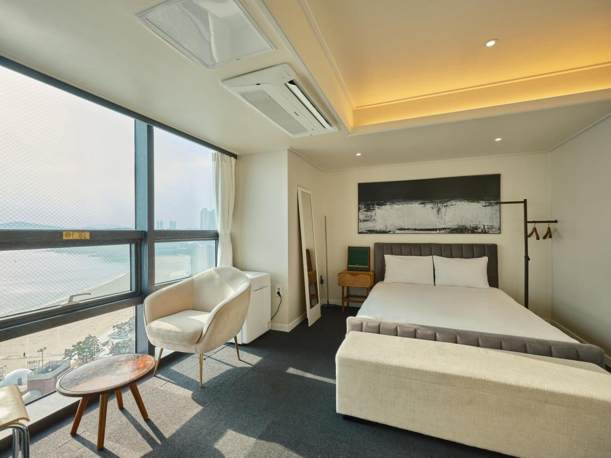Uh Suite The Haeundae Пусан Экстерьер фото